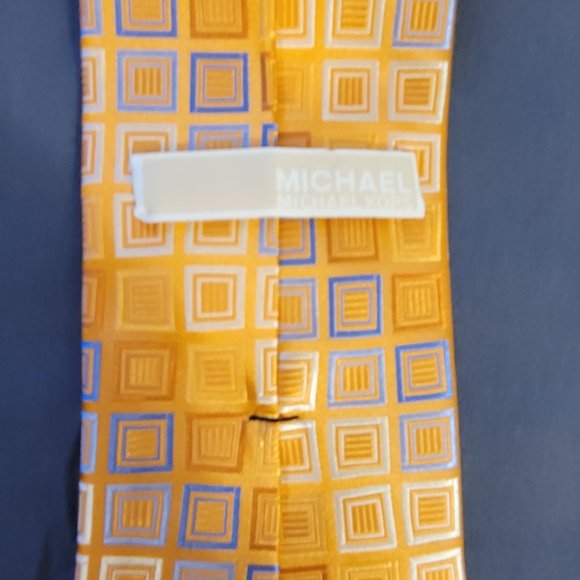 MICHAEL KORS MENS SILK ORANGE TIE - Picture 2 of 6
